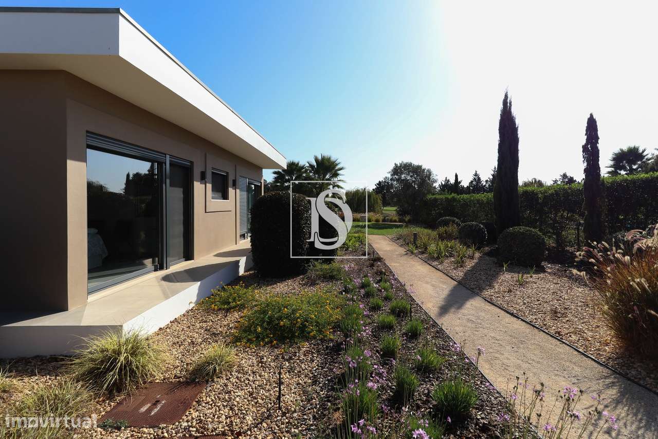 Fantástica moradia T3-18