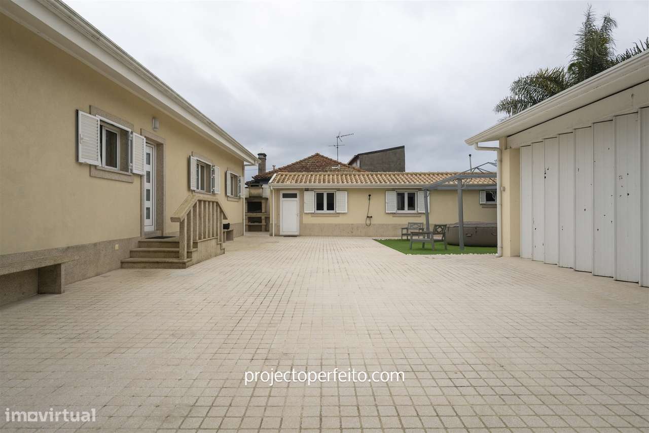 Moradia Isolada T4+1 Venda em Anta e Guetim,Espinho - Grande imagem: 5/35