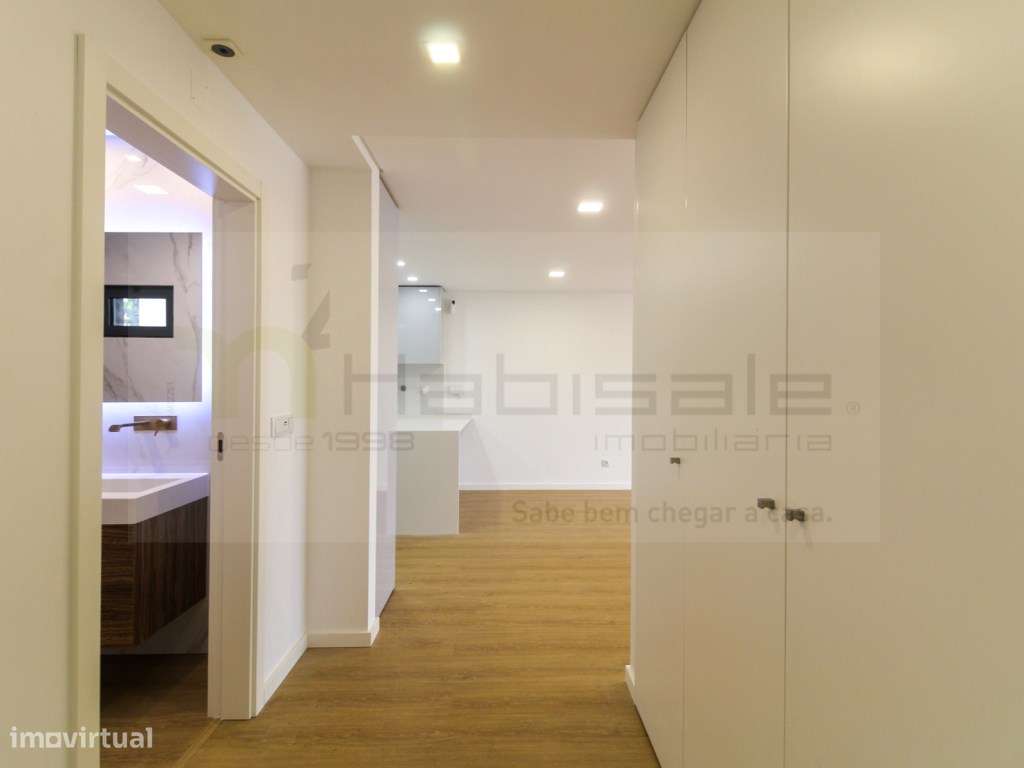 Moradia de Luxo com elevador, piscina e vista panorâmica, em Loures-5