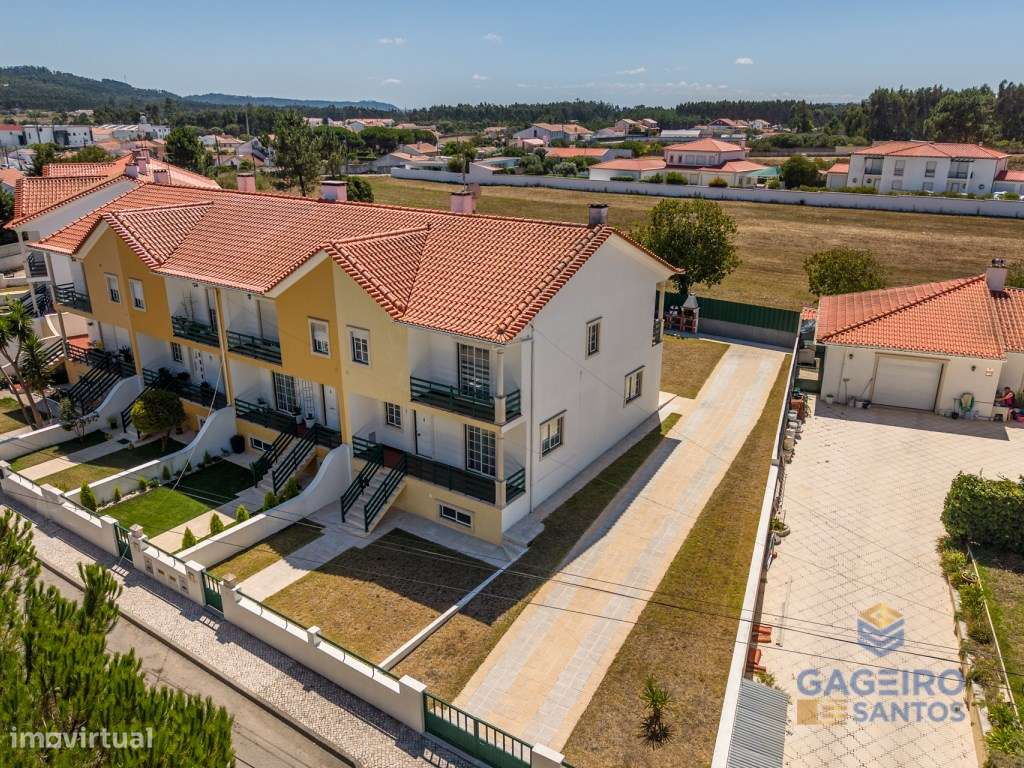 Moradia T3 em condomínio com terreno em Famalicão, Nazaré-35