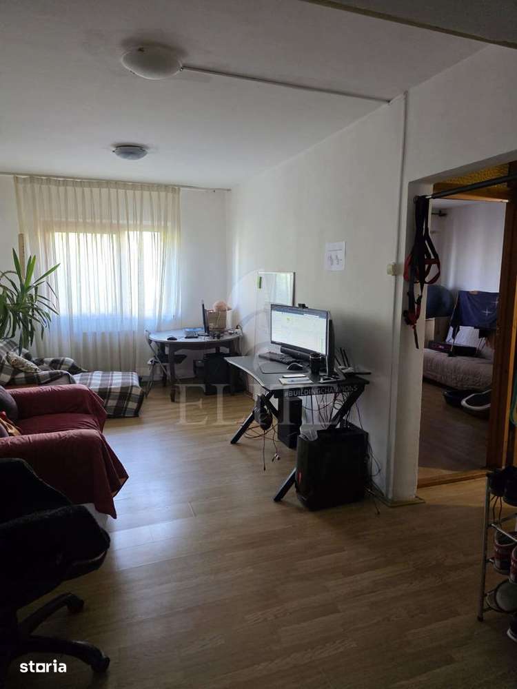 Apartament 3 camere în zona MOGOSOAIA-15