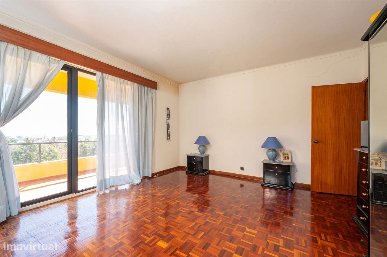 Moradia 10 assoalhadas com vista deslumbrante de Mar e de Serra.-20