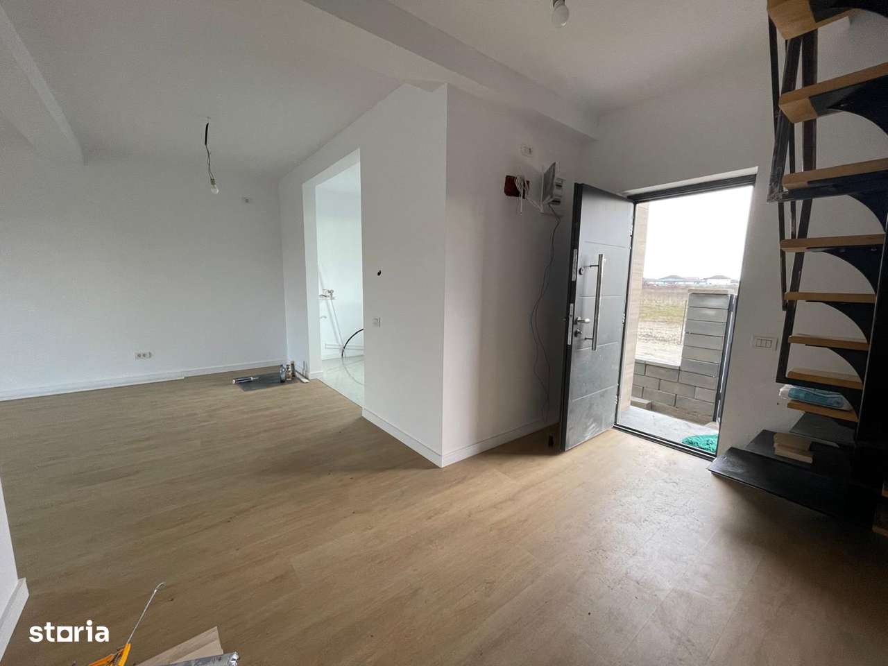 Imobiliare Domnesti  Parter Mansardat - toate utilitatile 3 dormitoare-11