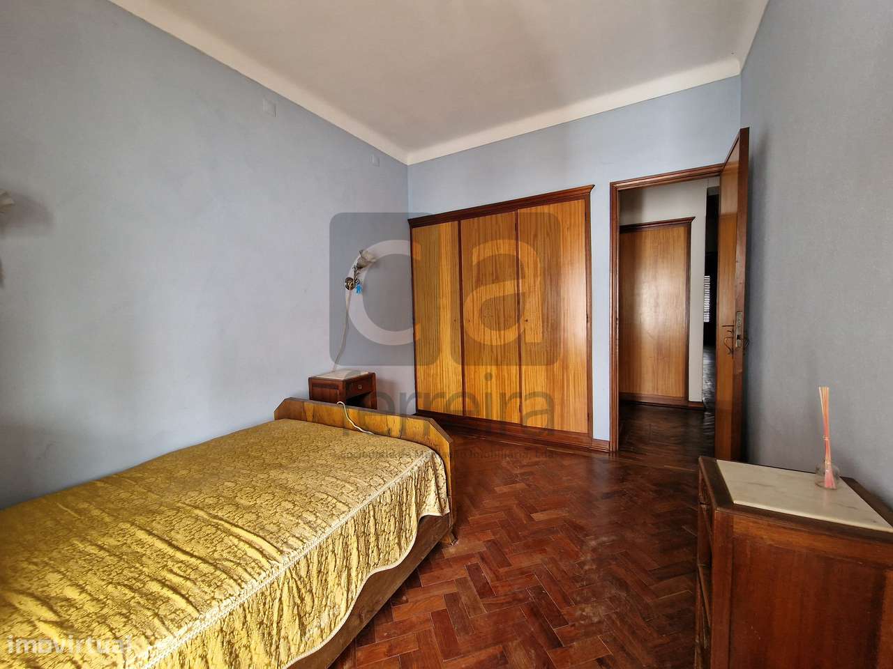 Moradia T4+2 em Almeirim com garagem e quintal-20