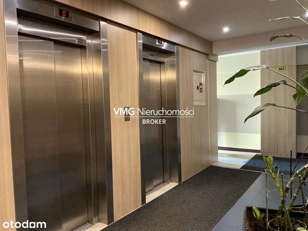 Jasne 3 pokoje + komórka lokatorska od ręki-1