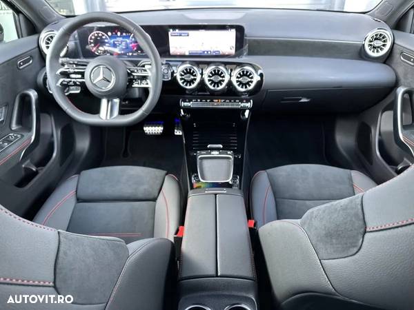 Mercedes-Benz A 200 MHEV 7G-DCT - 11