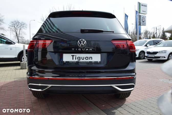 Volkswagen Tiguan - 9