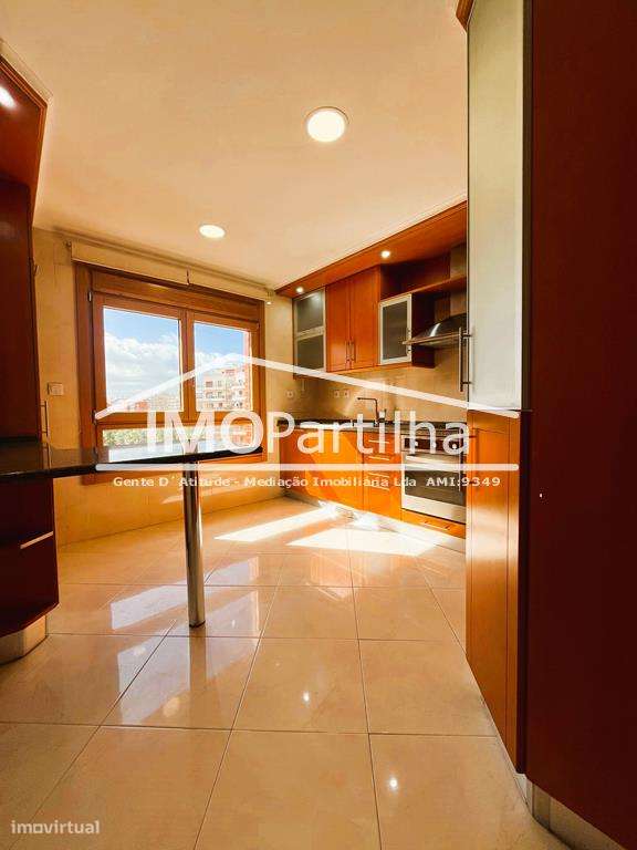 Apartamento T3
Odivelas-18