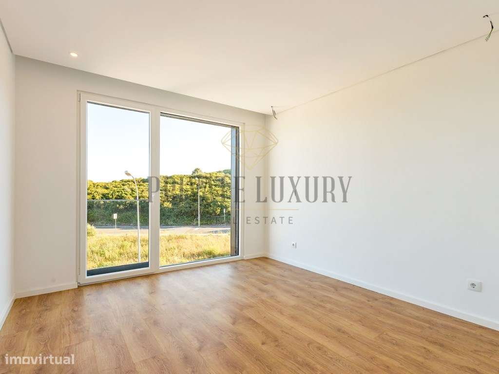 Moradia de Luxo T5 com Piscina em Belas, Sintra | Design Contemporâ...-13