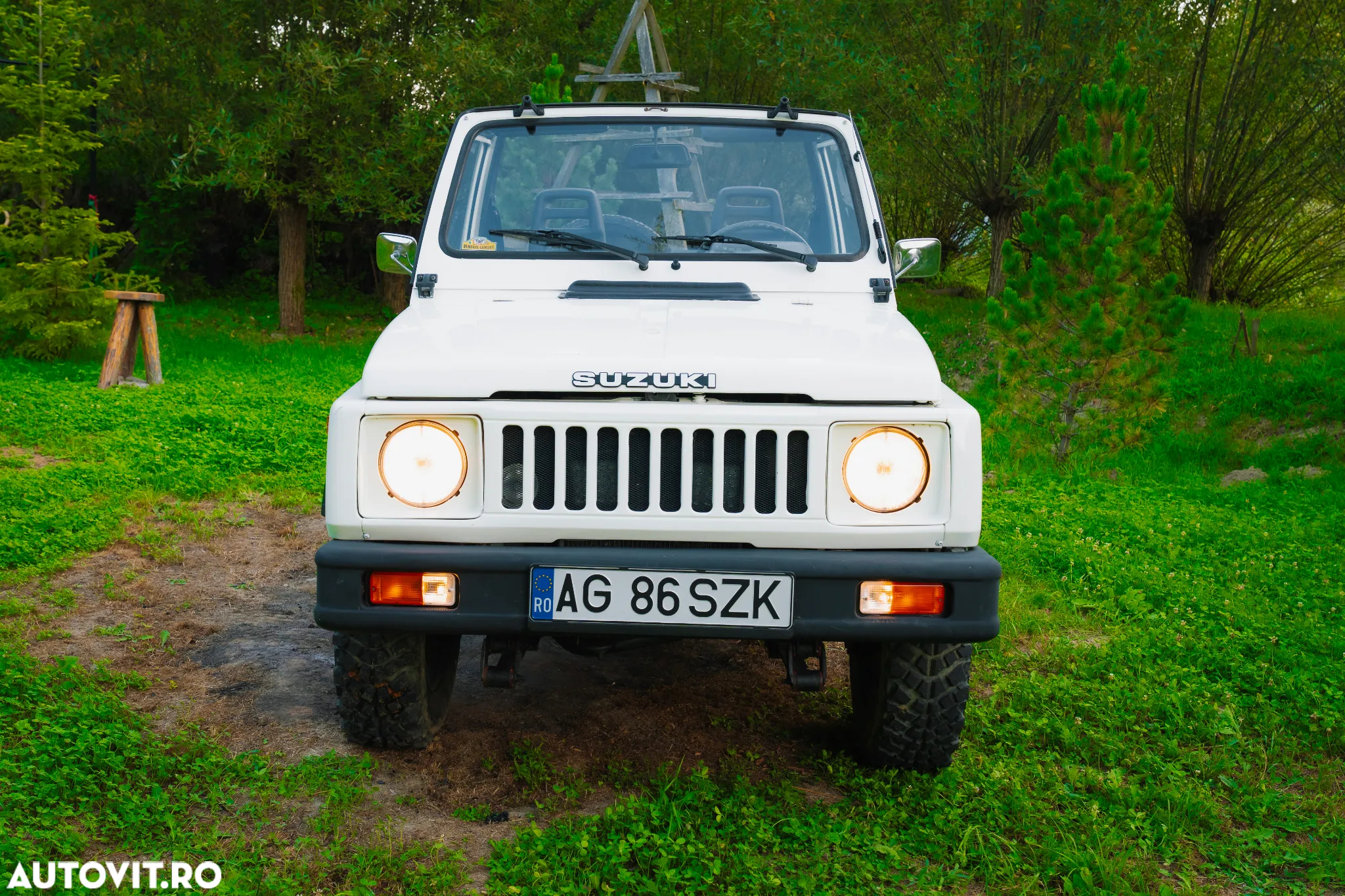 Suzuki Samurai - 2