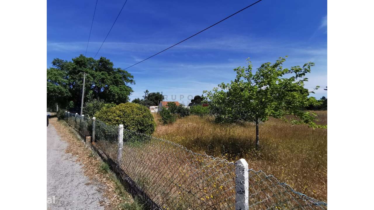 Moradia Isolada T3 em Sesimbra com piscina-10