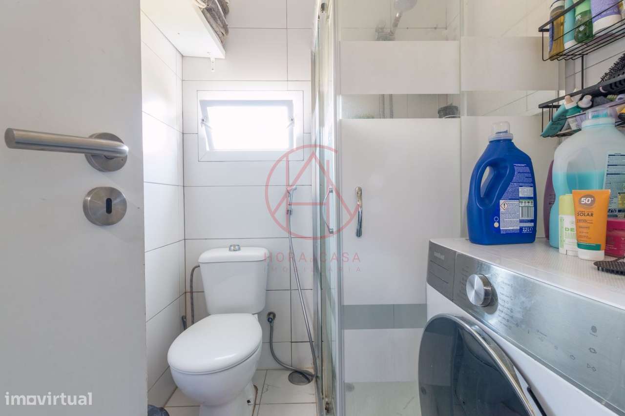 T1 possível aproveitamento Sotão - 2 minutos a pé dos Comboios da B - Grande imagem: 4/24