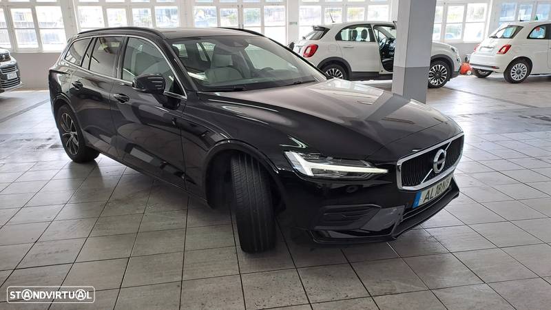 Volvo V60 2.0 B4 Momentum Plus Geartronic - 3