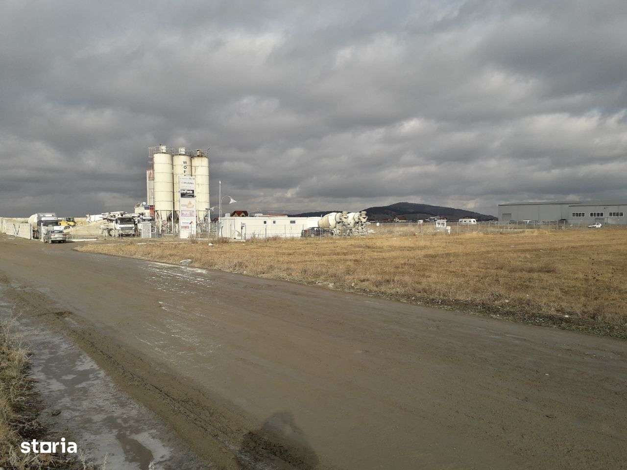 Teren de inchiriat - Imagine principală: 5/5