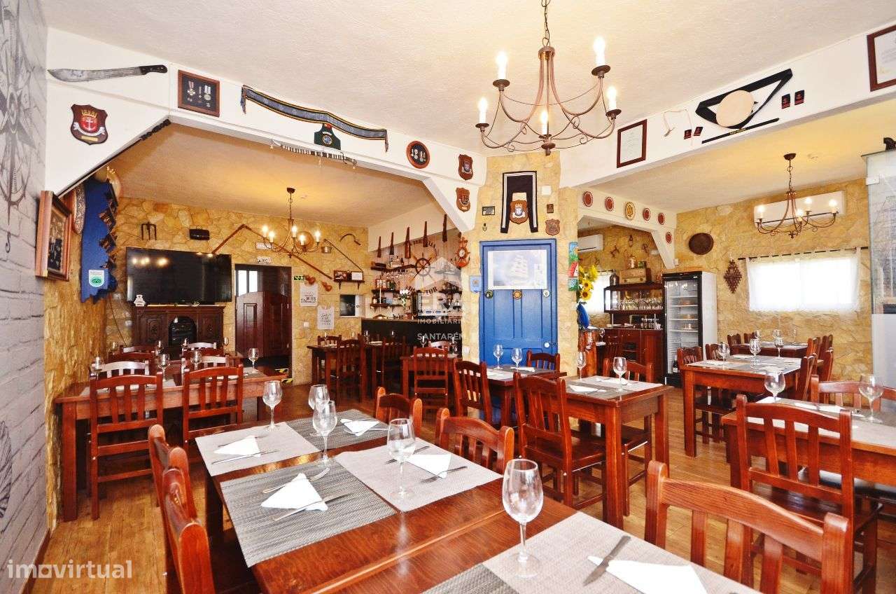 Restaurante situado no Centro de Alcanhões - Grande imagem: 5/18