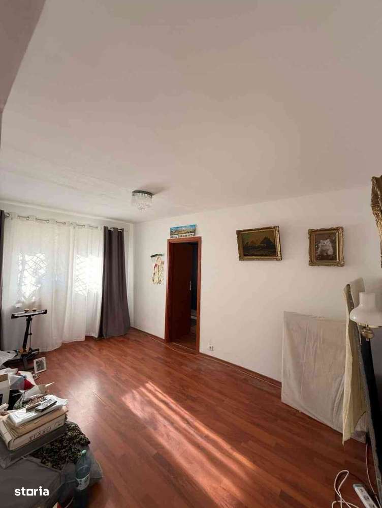 Casa de Cultura - 2 camere semidecomandat - Imagine principală: 4/7