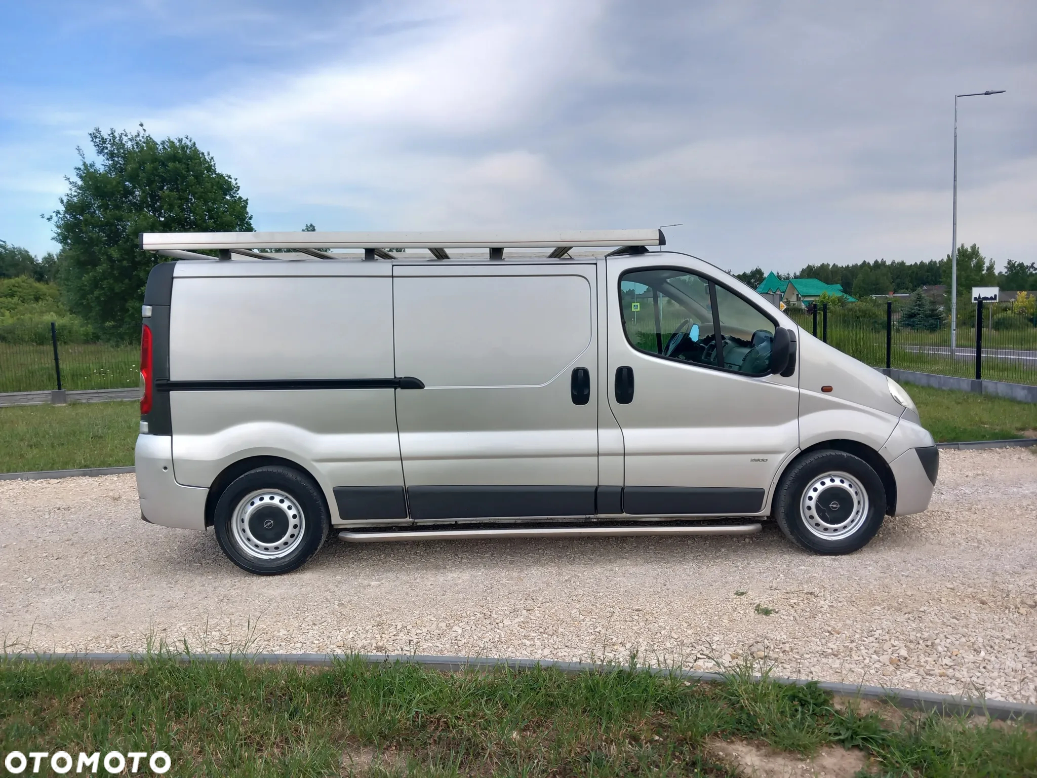 Opel Vivaro - 15