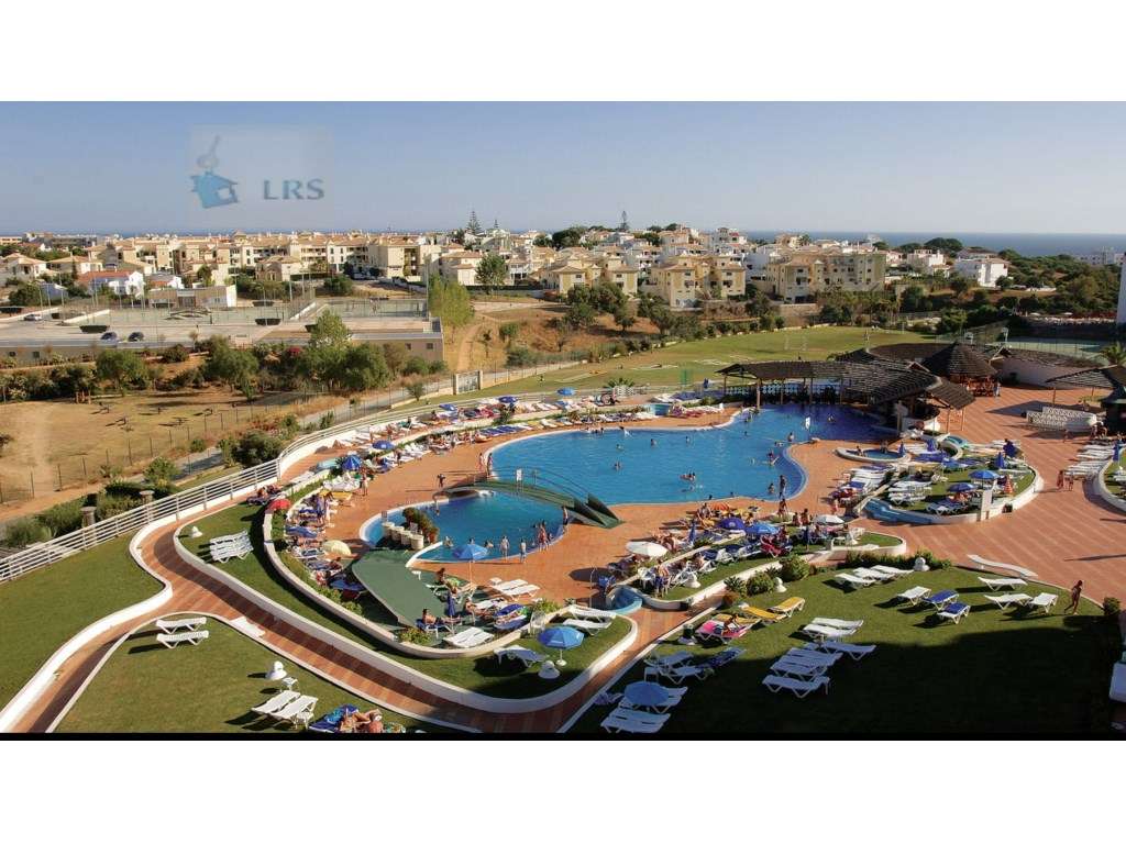Albufeira central, sinta-se em férias o ano inteiro. apartamento T1...-2