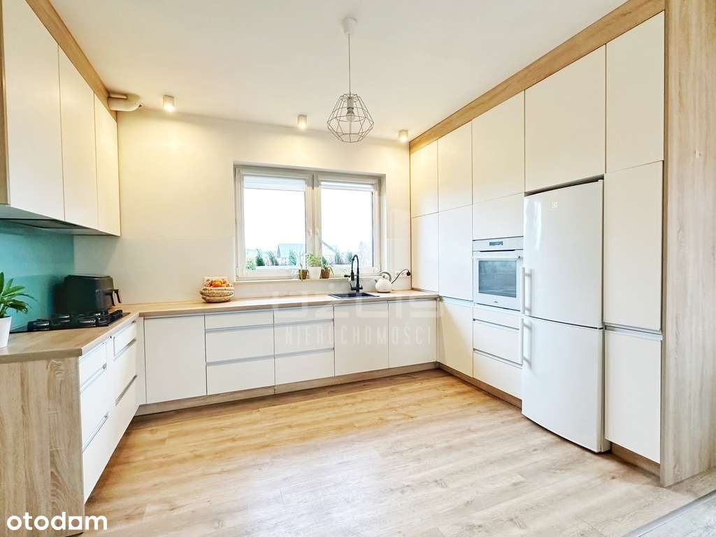 Dom w super lokalizacji - Pełny obrazek: 4/17