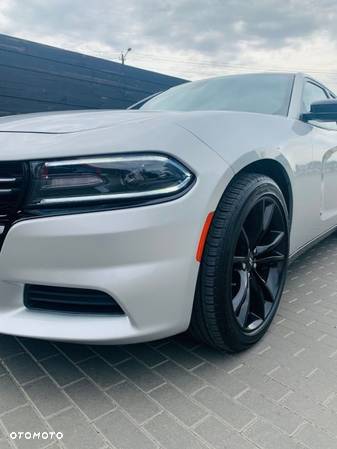 Dodge Charger - 8