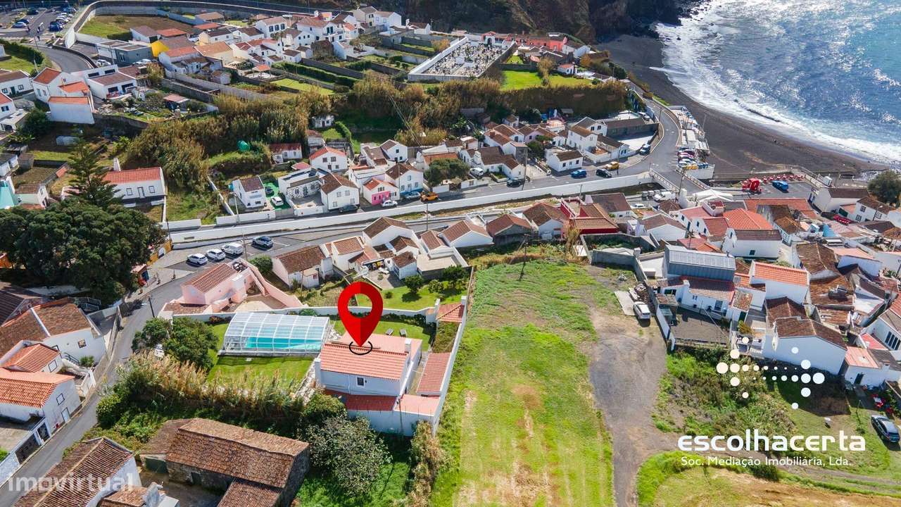 Villa de luxo com piscina coberta e vista para o mar-38