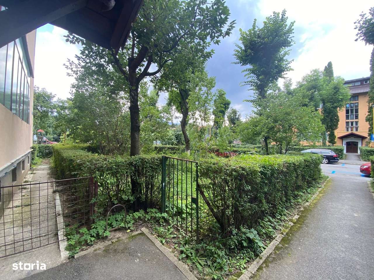 Apartament cu trei camere zona piata Astra-8