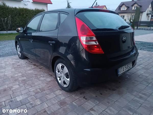 Hyundai I30 1.4 Base + EU5 - 5