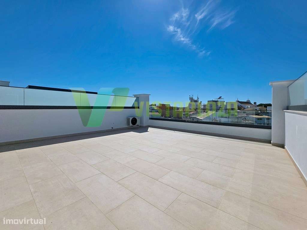 Apartamento T2 em Alvor com Terraço Privativo e Vista Ria de Alvor-29