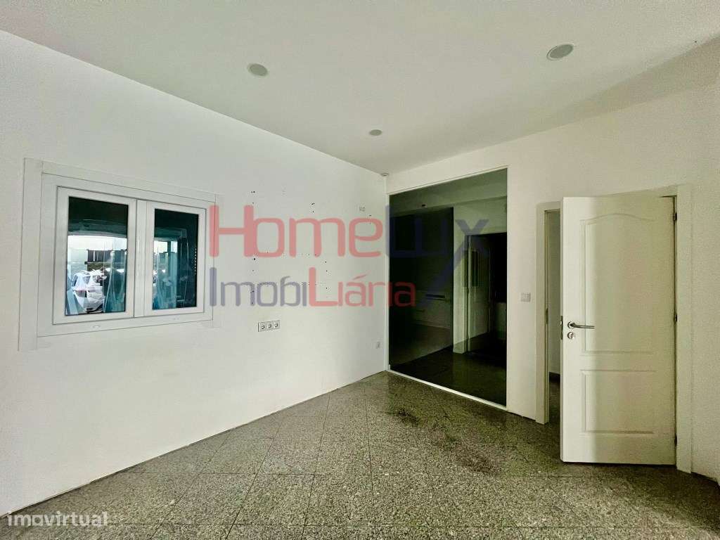 Espaço Comercial em Pedrouços - Grande imagem: 2/16