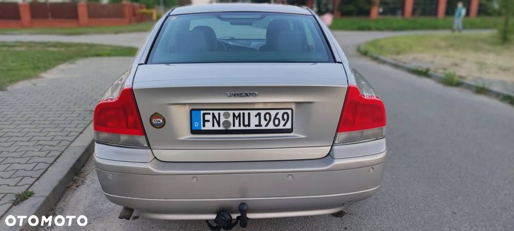 Volvo S60 2.4 Kinetic - 22