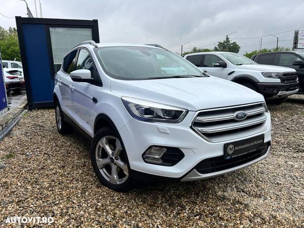 Ford Kuga - 4