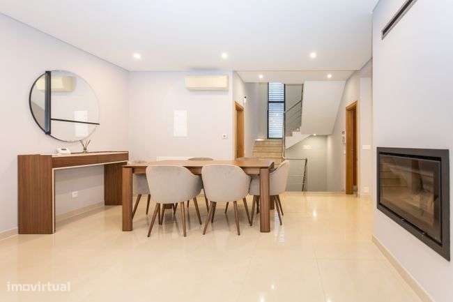 Moradia V3 Vende Alto das Barreiras Montijo-10