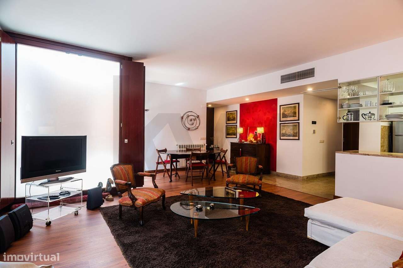 T1 literalmente no Príncipe Real com Estacionamento-13