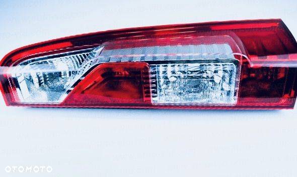 Lampa tylna kompletna Opel Movano Renault Master Nissan NV 400 po 2010 nowa parts4van - 1