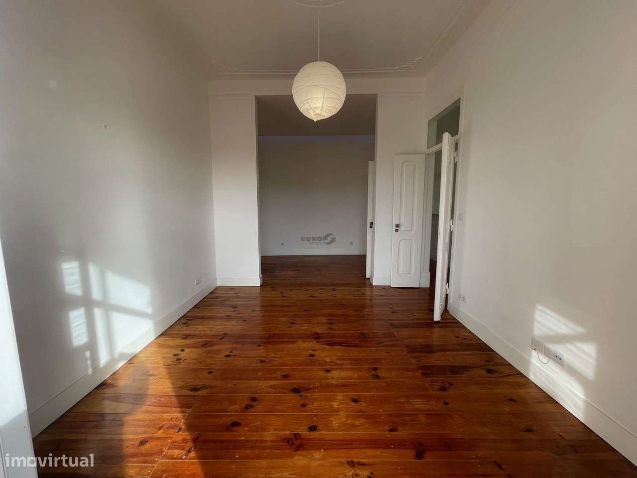 Excelente T2 para venda ao pé de Sete Rios-11