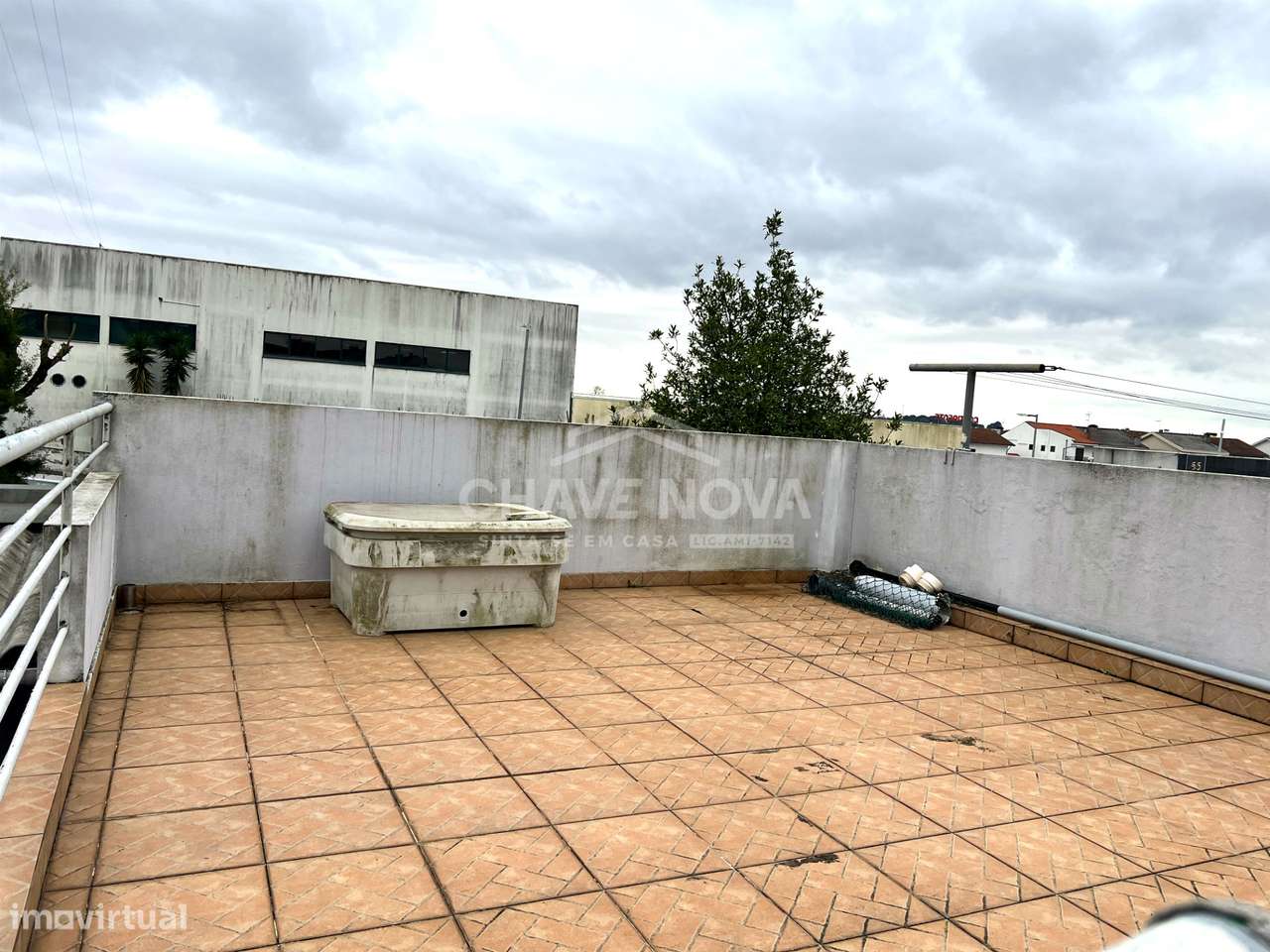 Moradia T4 com jardim e garagem em Ermesinde-30