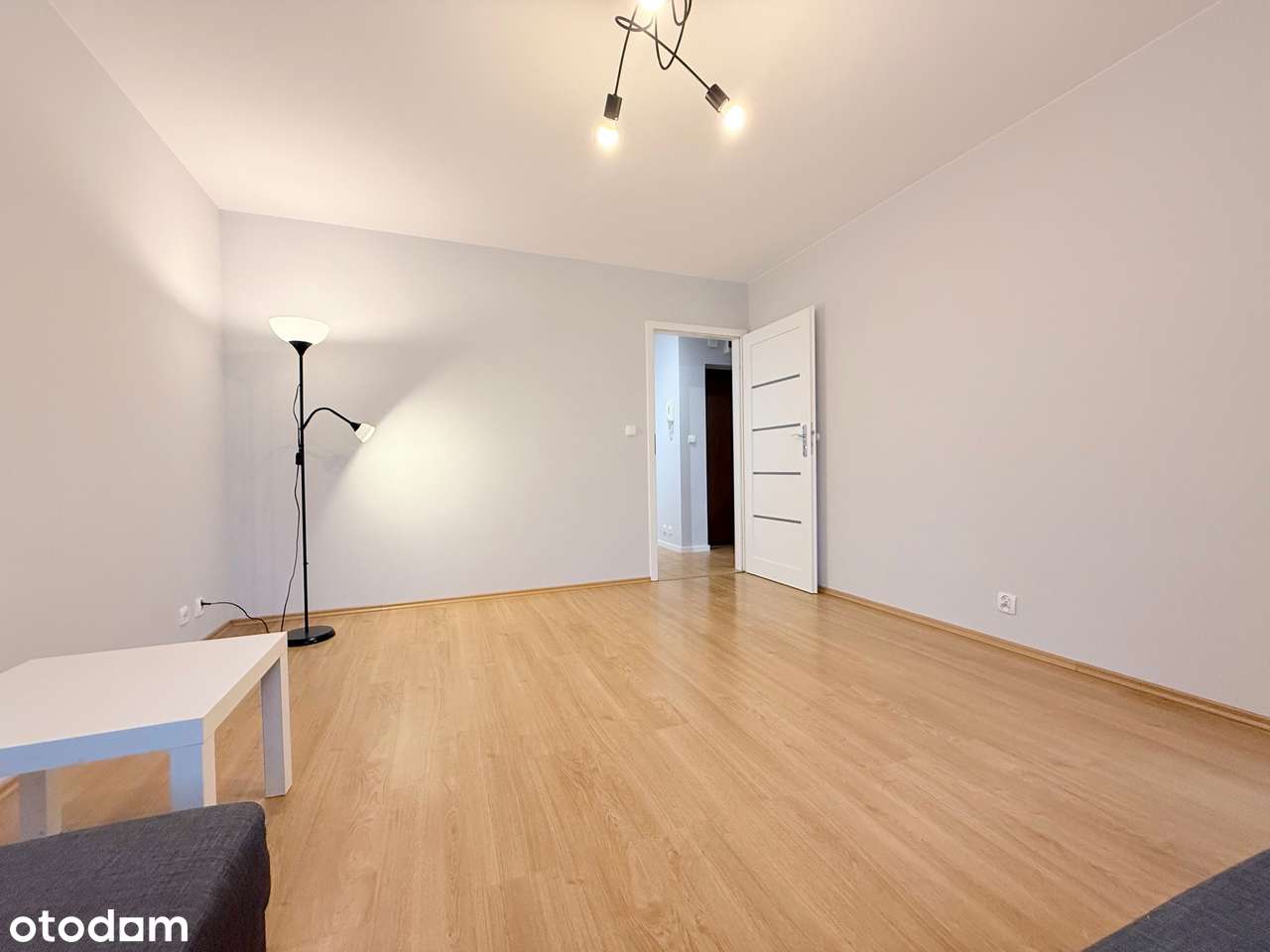 ul. Partynicka, widok na Park Kleciński, odświeżone - Pełny obrazek: 4/13