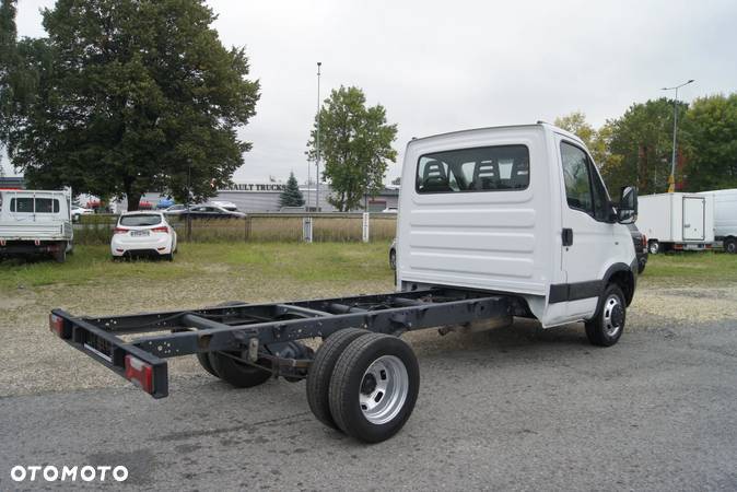 Iveco 2013 - 5