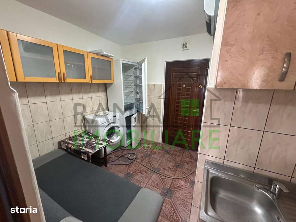 Exclusivitate! Garsoniera mobilata in Tractorul, aproape de Coresi-6