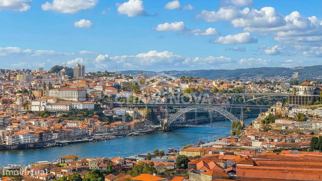 T0 Novo c/ Piscina e Lugar de Garagem em Santa Marinha (VL8)-14