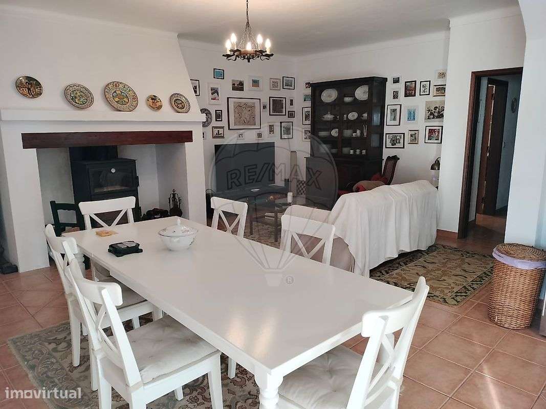 Moradia T5 para venda-5