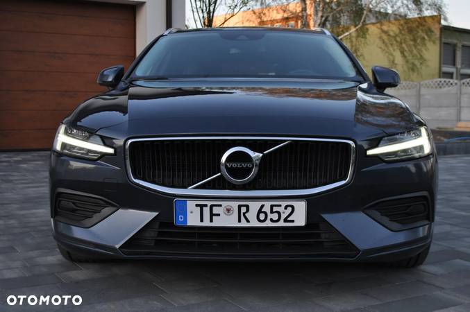 Volvo V60 D3 Momentum - 19