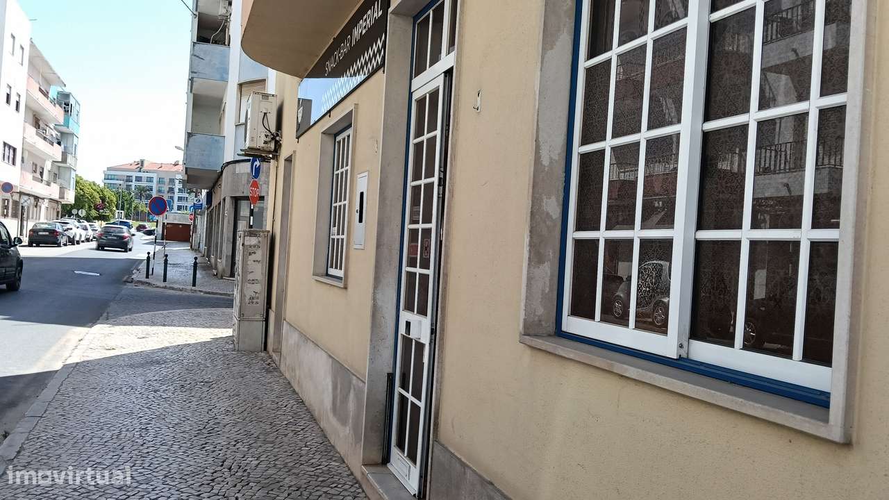 Prédio com 2 pisos | Centro do Montijo | Afetação Mista-29