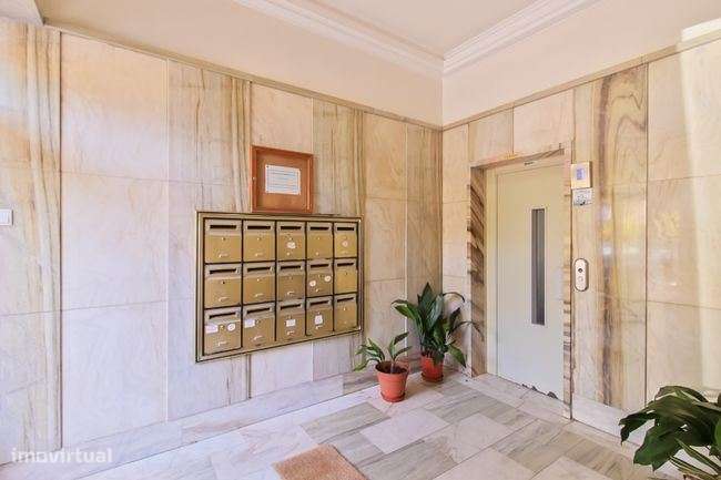 Apartamento, para venda, Lisboa - Campo de Ourique - Grande imagem: 3/17