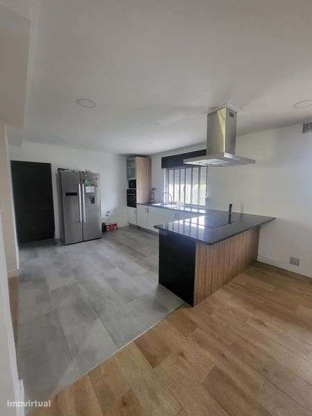 Quinta Bifamiliar ou de Investimento - Grande imagem: 4/12