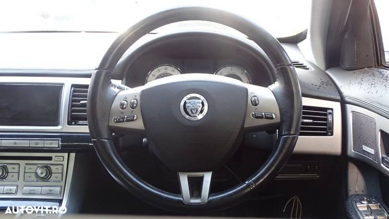 Volan piele Jaguar XF 3.0 2010 piese auto dezmembrez / dezmembrari - 1