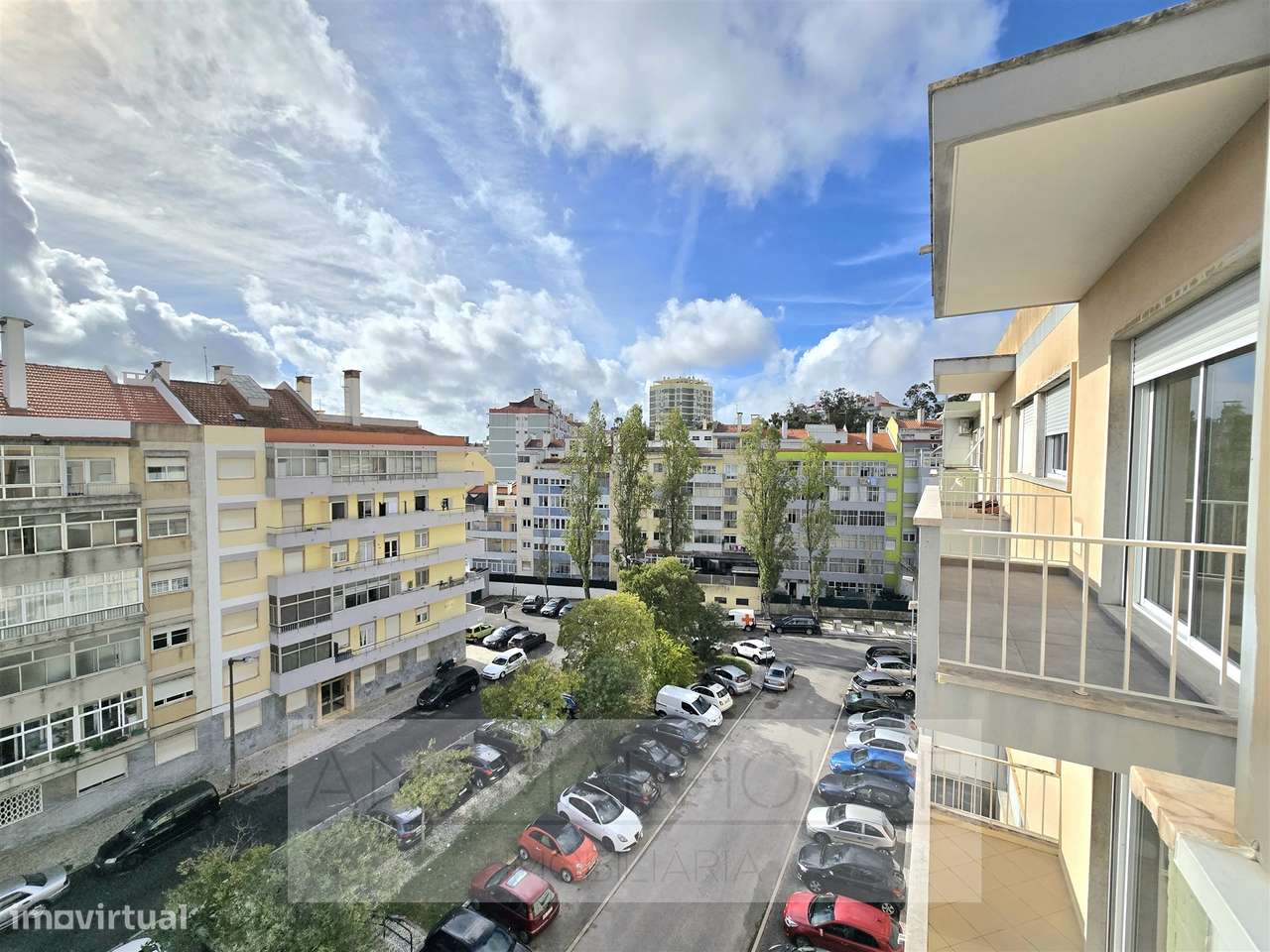 T2 na Rua José Murias, com elevador e arrecadação pronto a habitar, Be-18