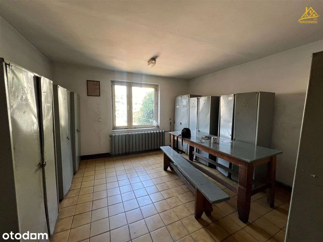 na sprzedaż dom z obiektem użytkowym-10