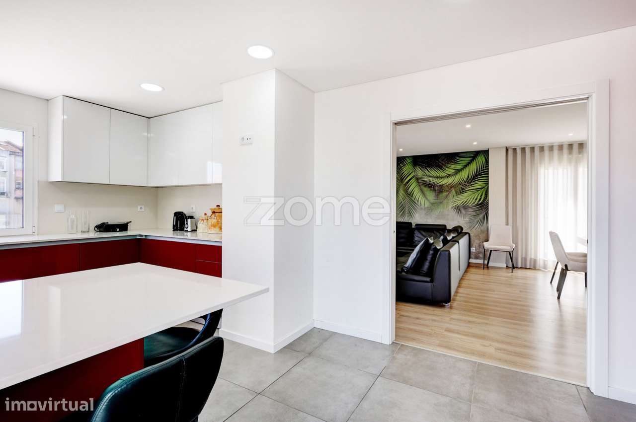 Apartamento T5 Novo em Sacavém-14