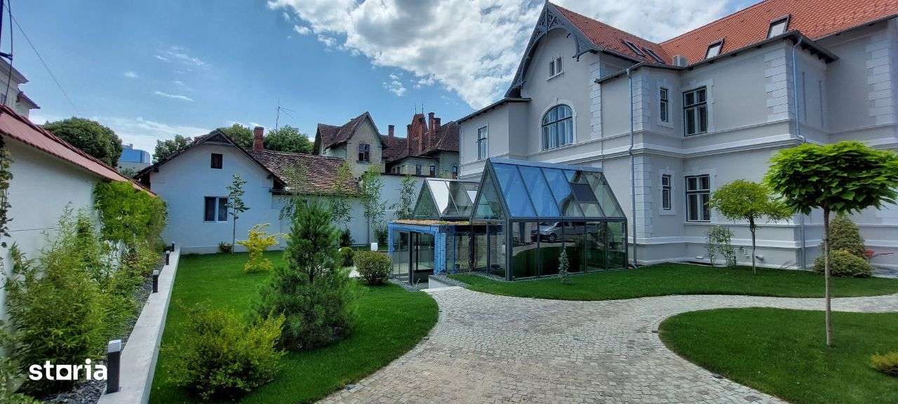 IMOBIL COMERCIAL DE VANZARE ULTRACENTRAL!-11